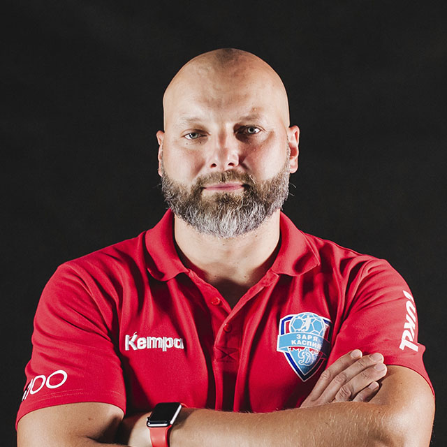 Главный тренер Горбатиков